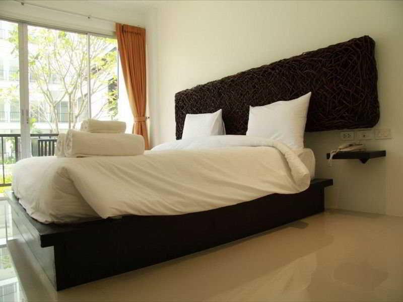 Bs Premier Airport Hotel 3*