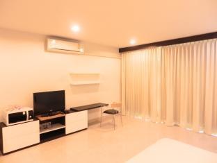 Tongtip Place Aparthotel 3*