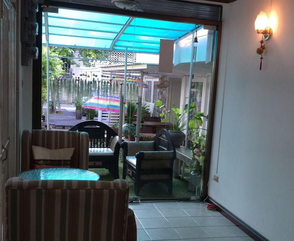 Kansiree Boutique House Bed & Breakfast Bangkok