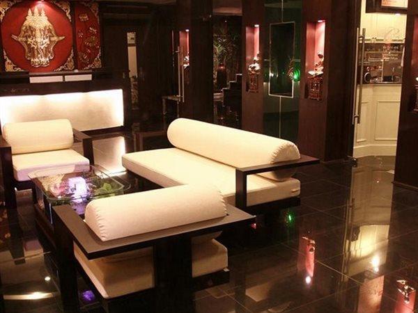 Mirth Sathorn Khách sạn Bangkok
