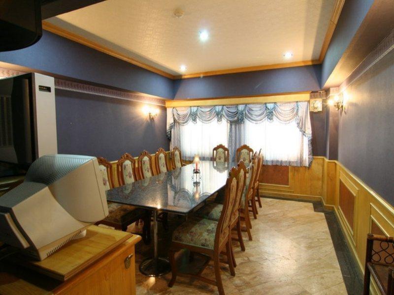 13 Coins Airport Min Buri Hotel Bangkok