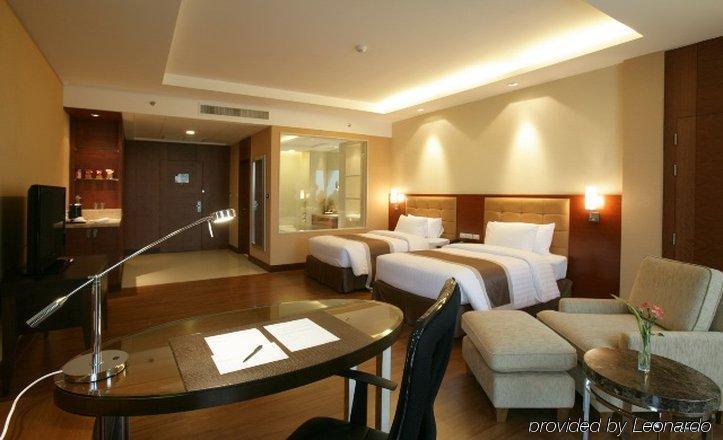 The Grand Fourwings Convention Hotell 5*
