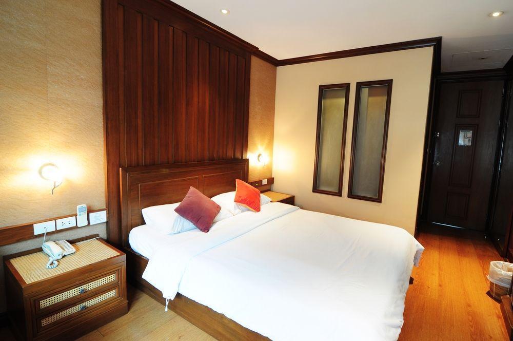 Baan Sukhumvit Soi 18 Bangkok