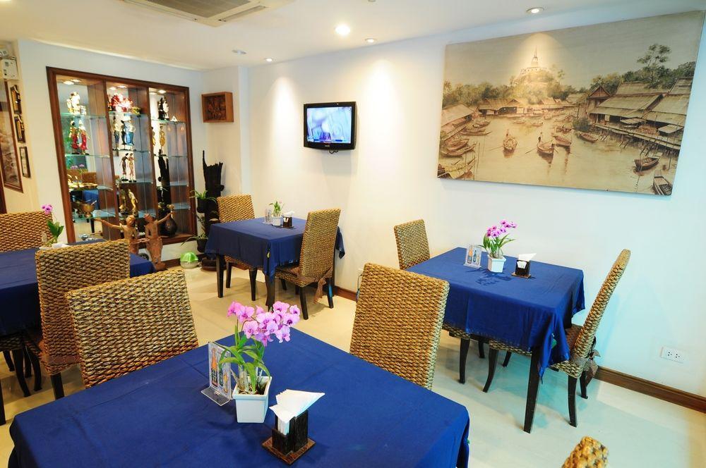 Baan Sukhumvit Soi 18 3*