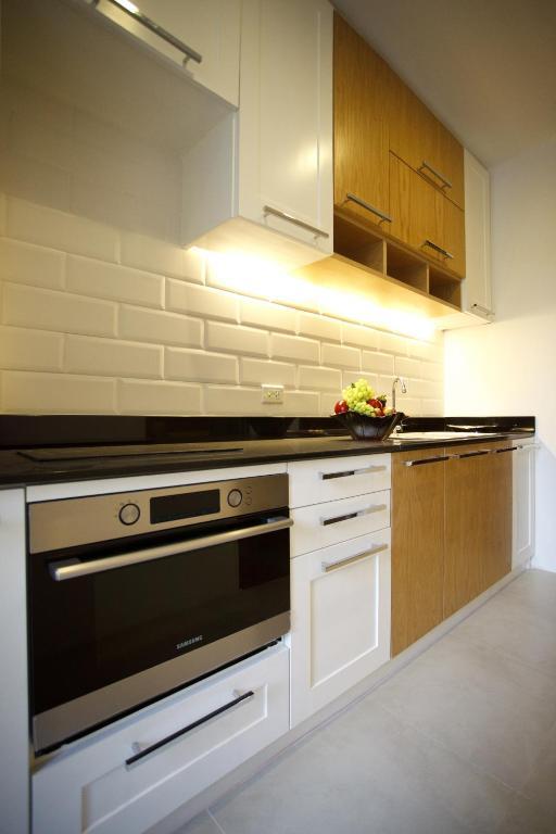 Alisha Court & Hotel 4*