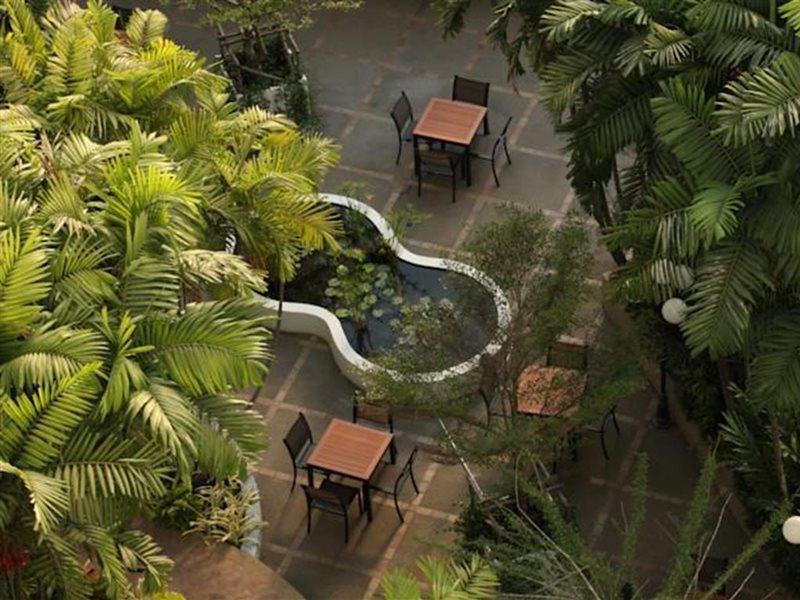 Hotel Dusit Princess Srinakarin 4*