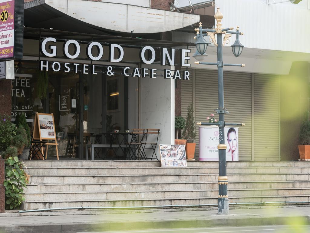 Hostal Good One Poshtel & Cafe Bar
