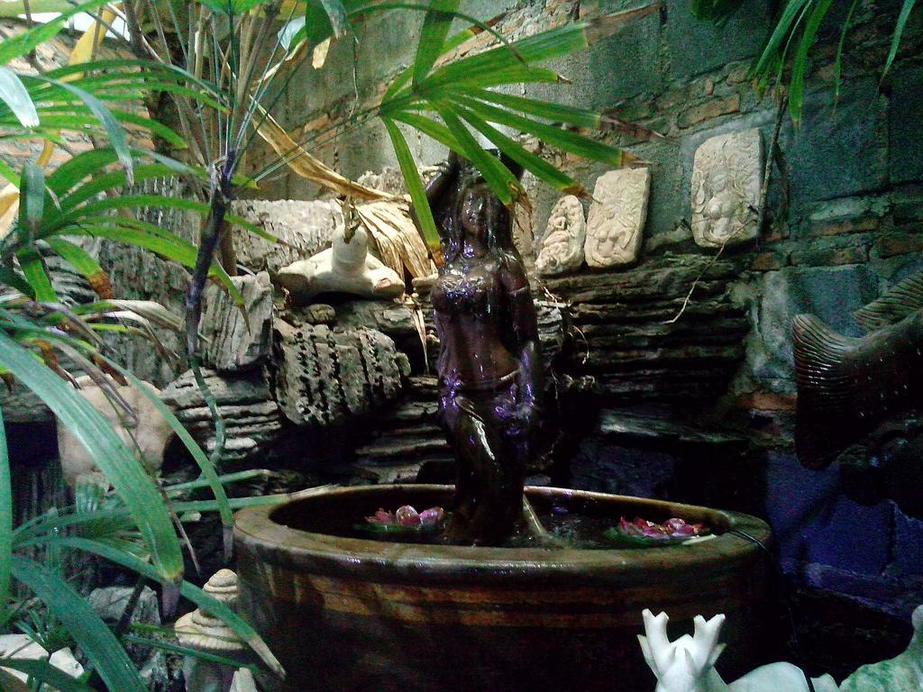 Cafe De Baan Raow Guest house Bangkok