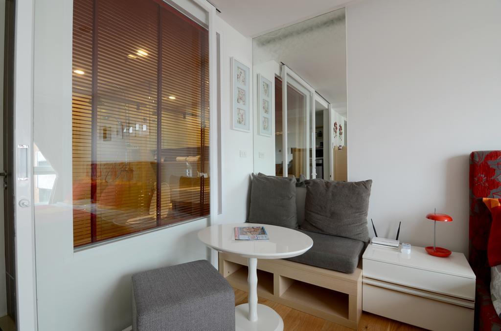 Near Bts Skytrain Free Wifi Apartment Bangkok