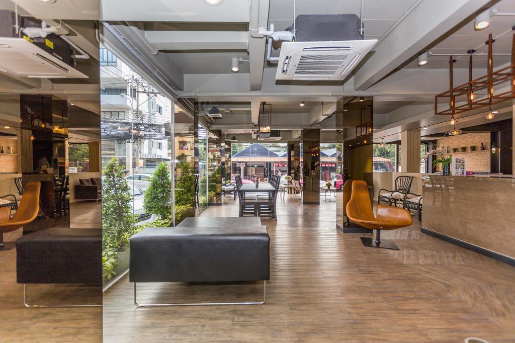 Hotell Ton Aor Place 3*