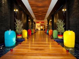 Siam Paradise Entertainment Complex Hotel