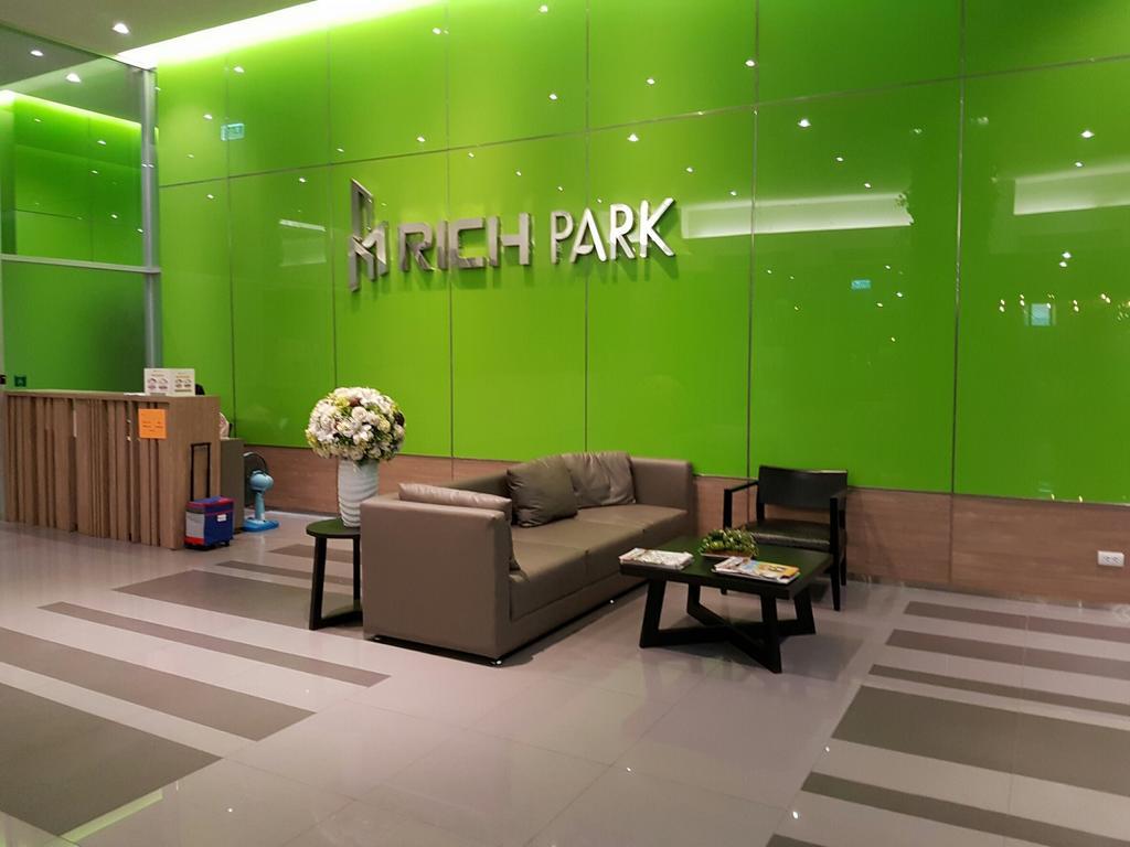 Rich Park@tao Poon Interchange Bangkok