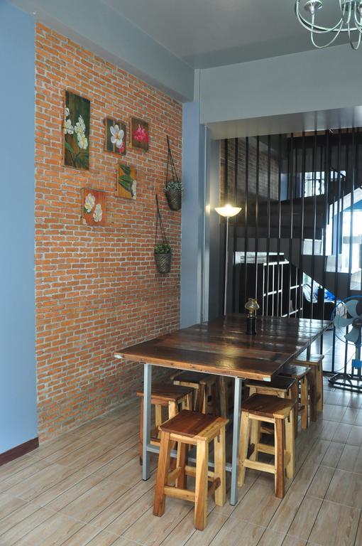Sriyanar Place Bangkok