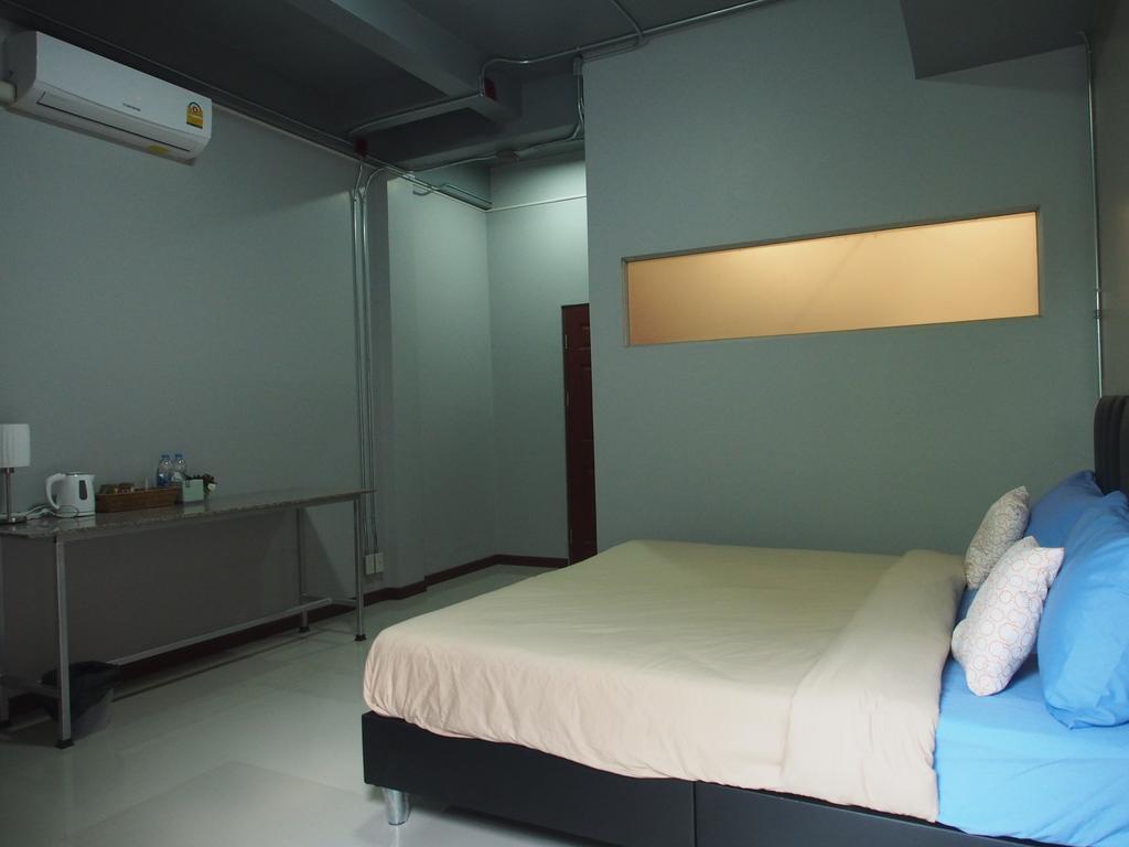 Sriyanar Place Guest house *