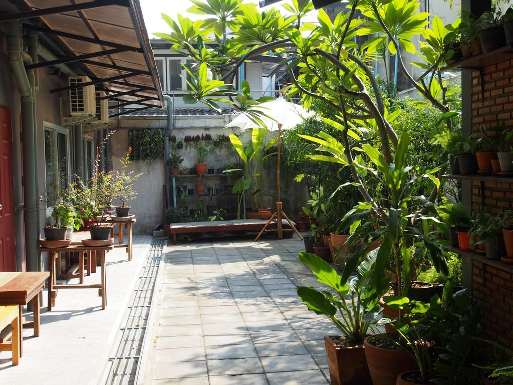 Sriyanar Place Guest house *