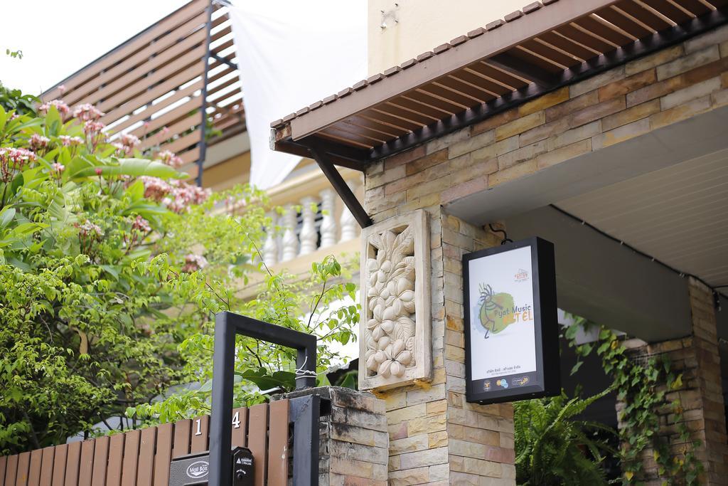 Pyat Music And Artel Guest house Bangkok