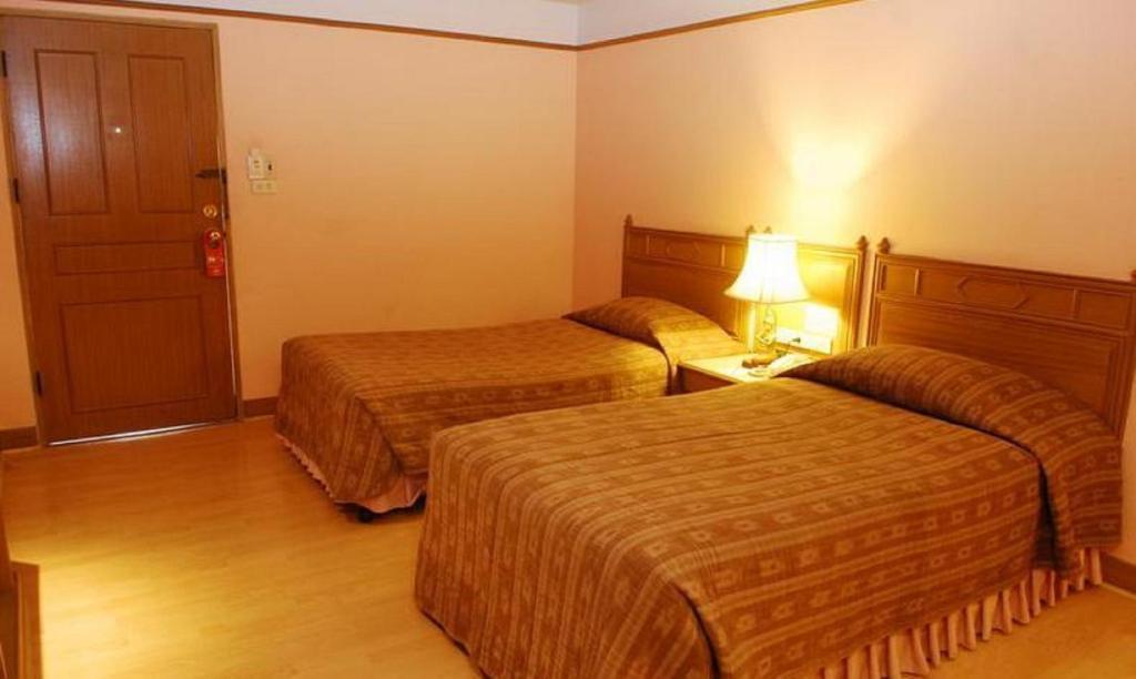 Silom Village Hotell