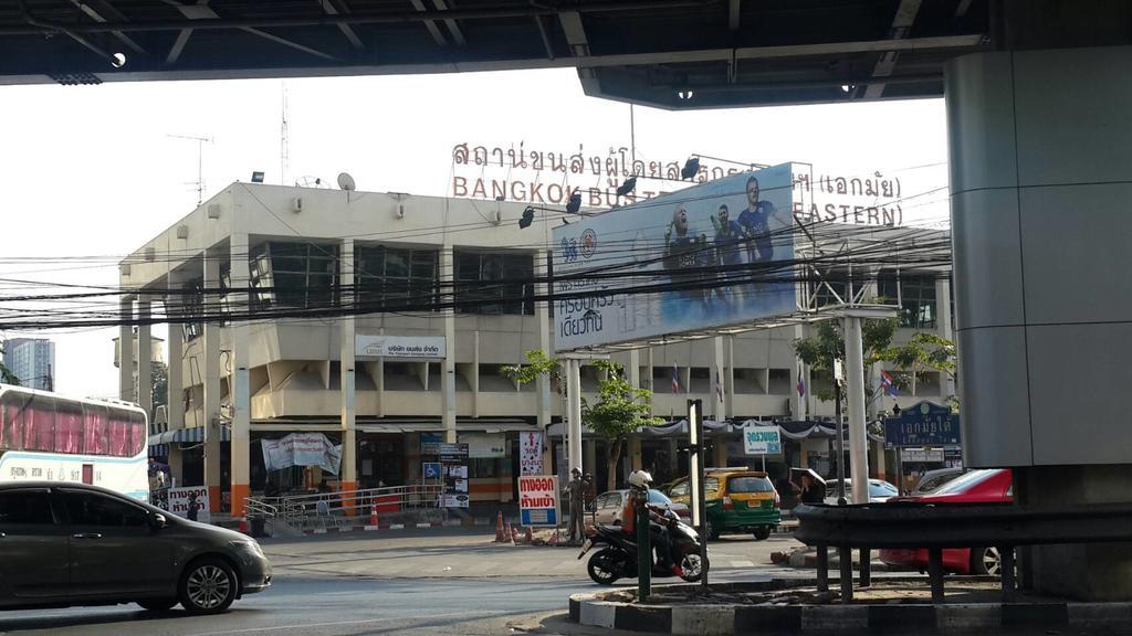 De Sky Sukhumvit Ekkamai Bangkok