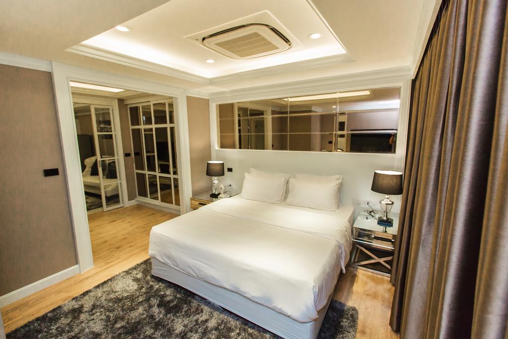 State Tower Silom By Halo *