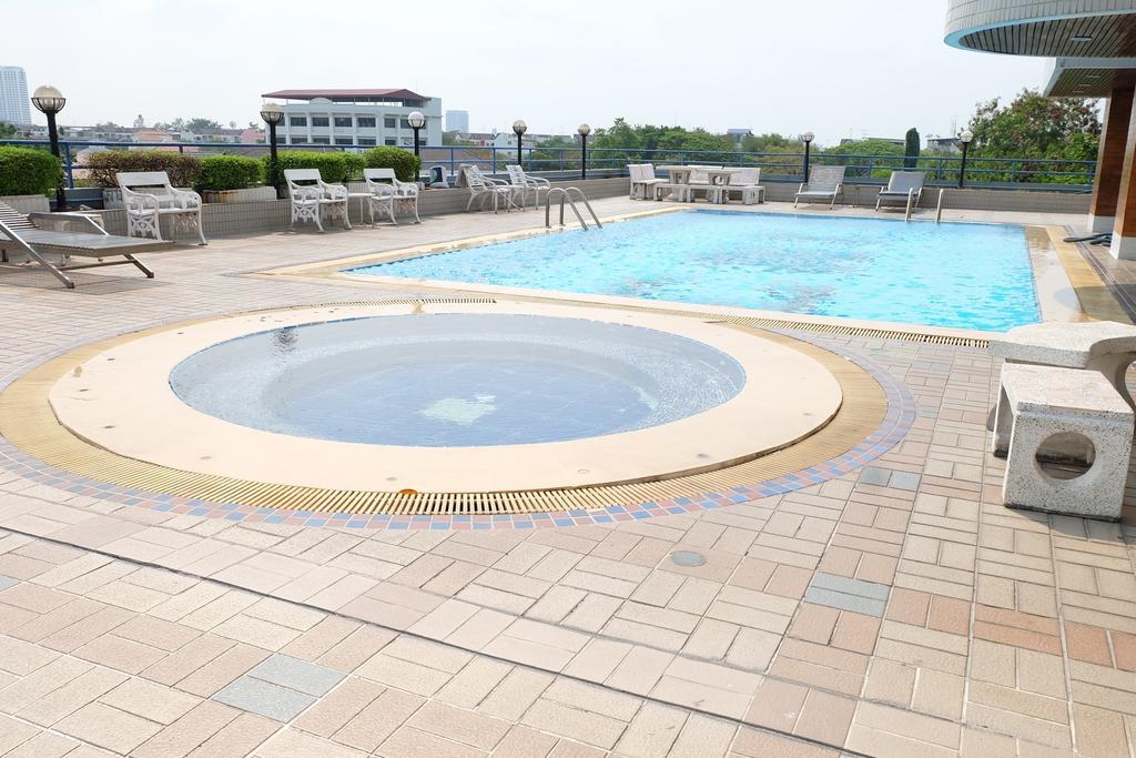 Cnk Mansion Apartahotel 2*
