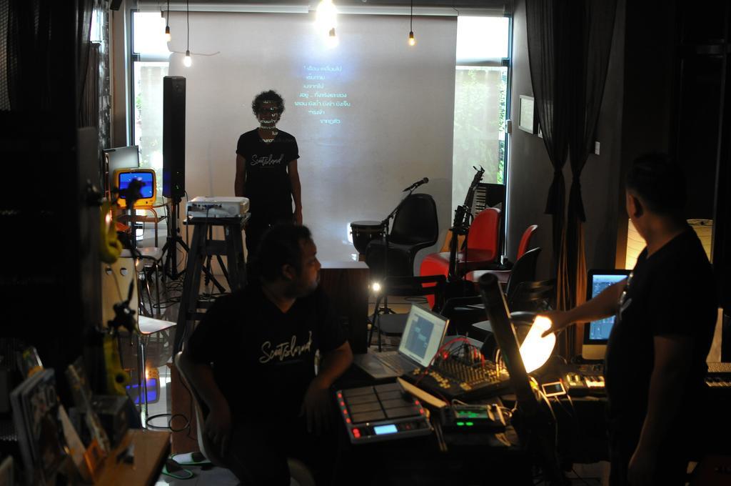 Guest house Pyat Music And Artel