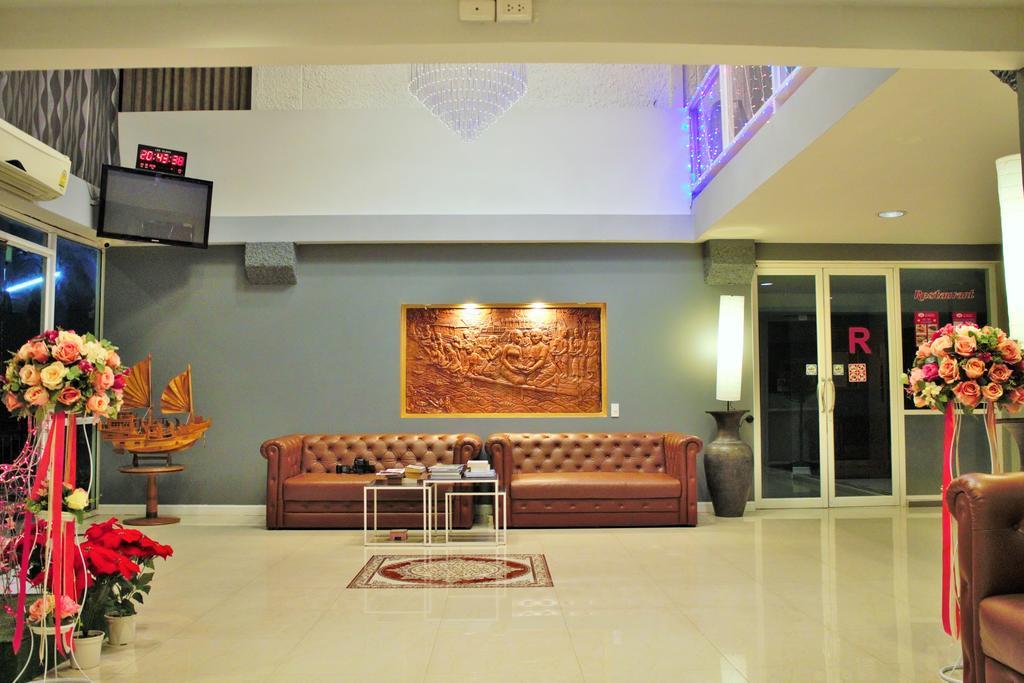 Khách sạn Kriss 4*