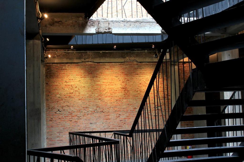Thrive The : Patpong By The Belle * Bangkok