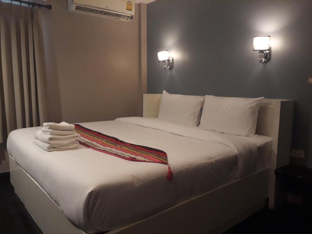 V30 Sukhumvit Hotel