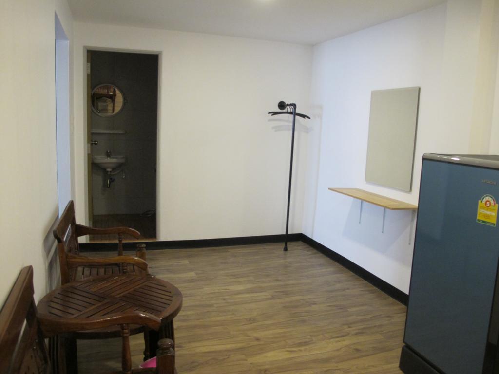 Hoppers Place Donmuang Bangkok