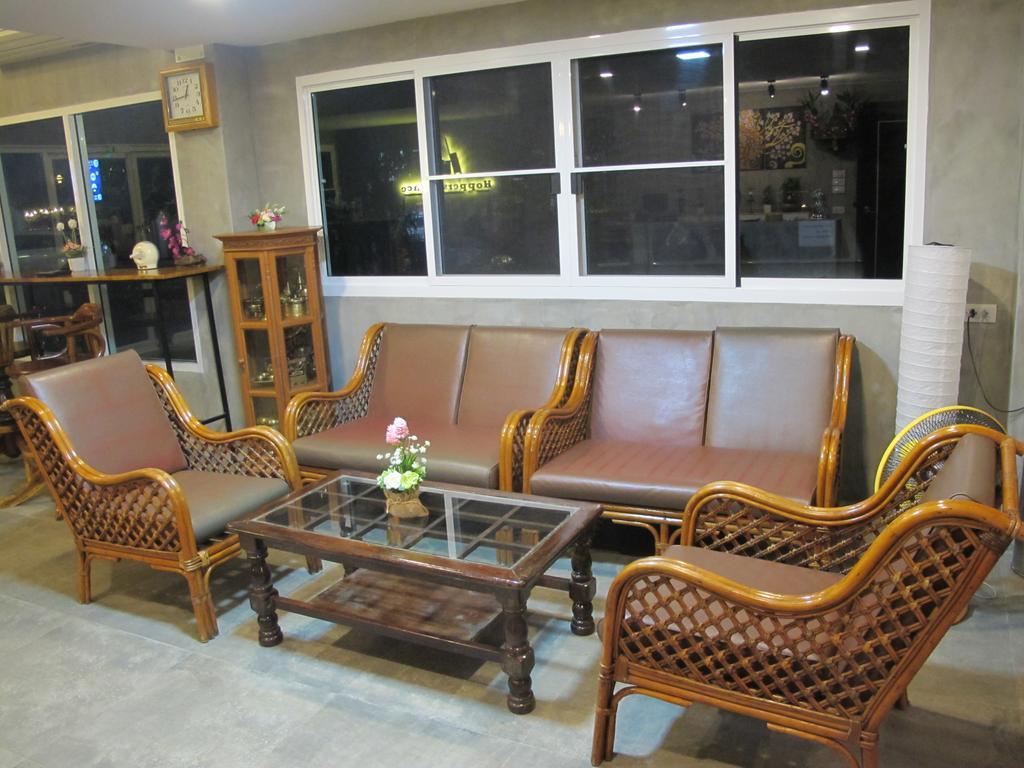 Albergue Hoppers Place Donmuang