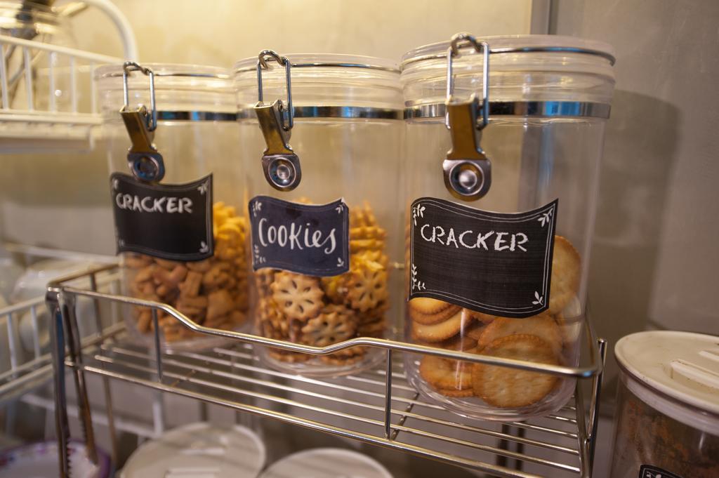 Hoppers Place Donmuang Hostel Bangkok