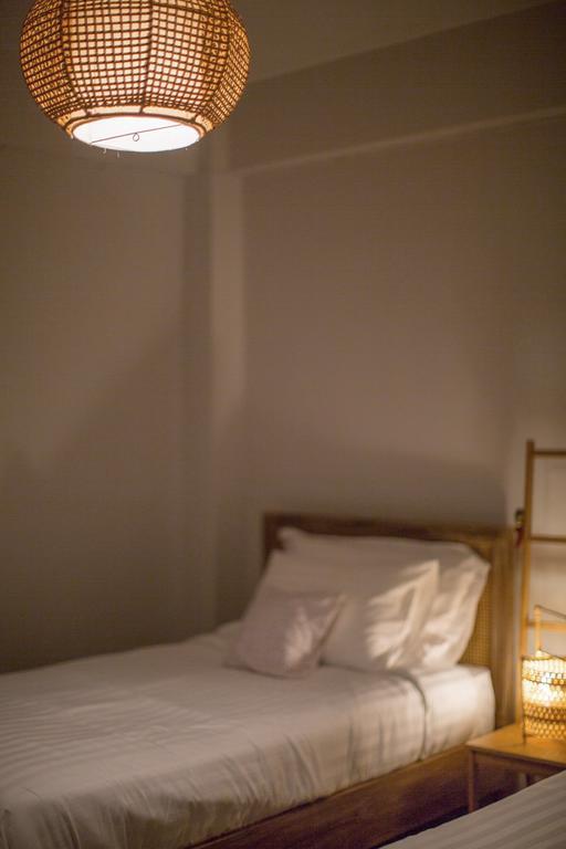 Vera Nidhra - Self Check-in After 6pm Bed & Breakfast 3*