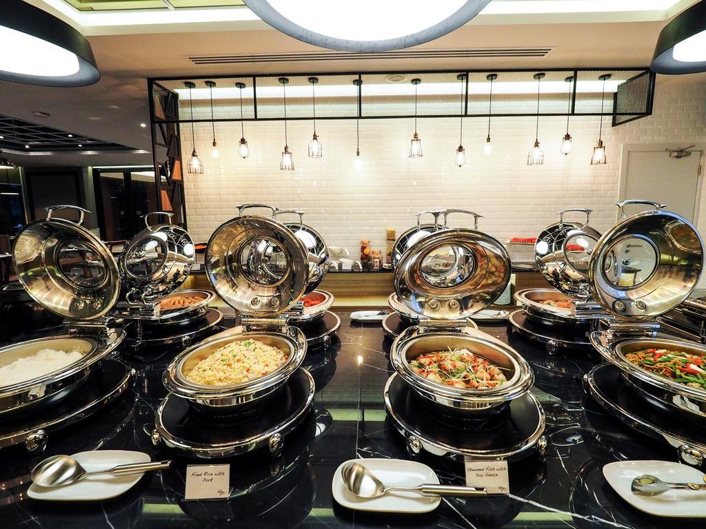 130 Hotel&residencia 4* Bangkok