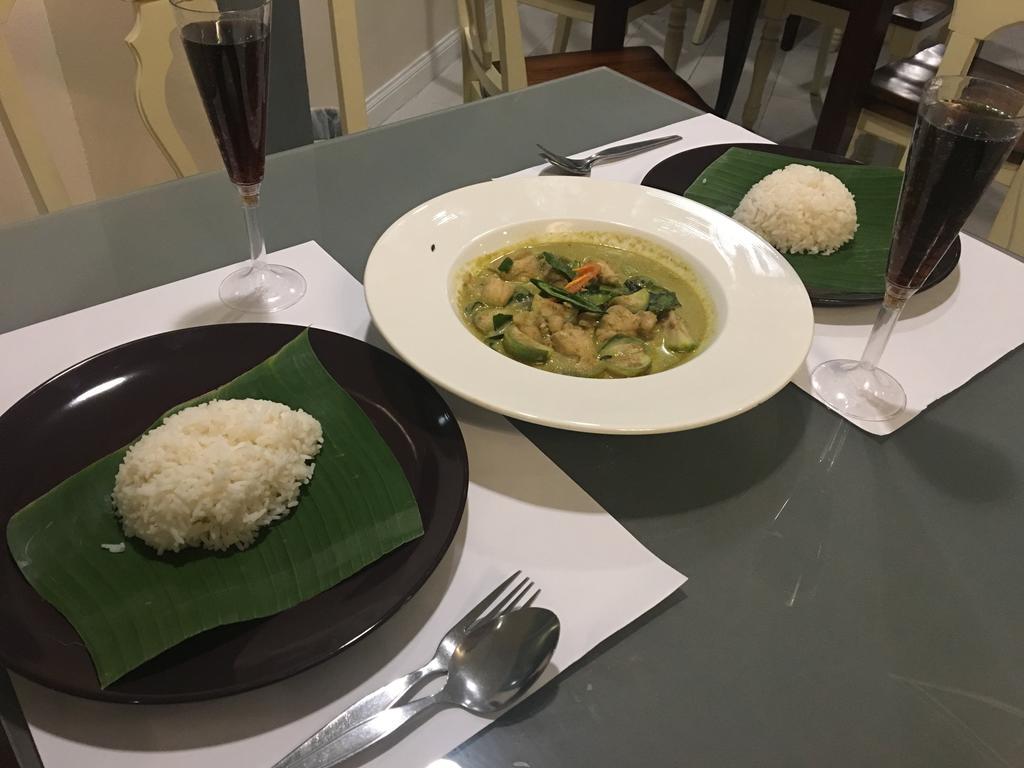Khách sạn Kriss 4*