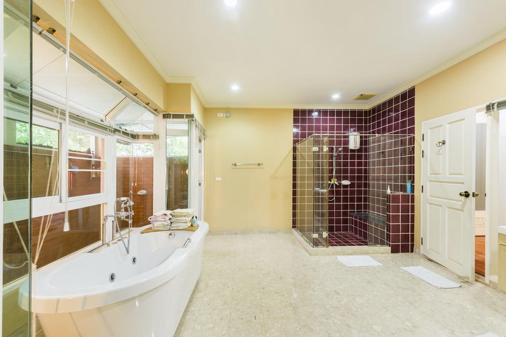 Grand With Private Pool Villa