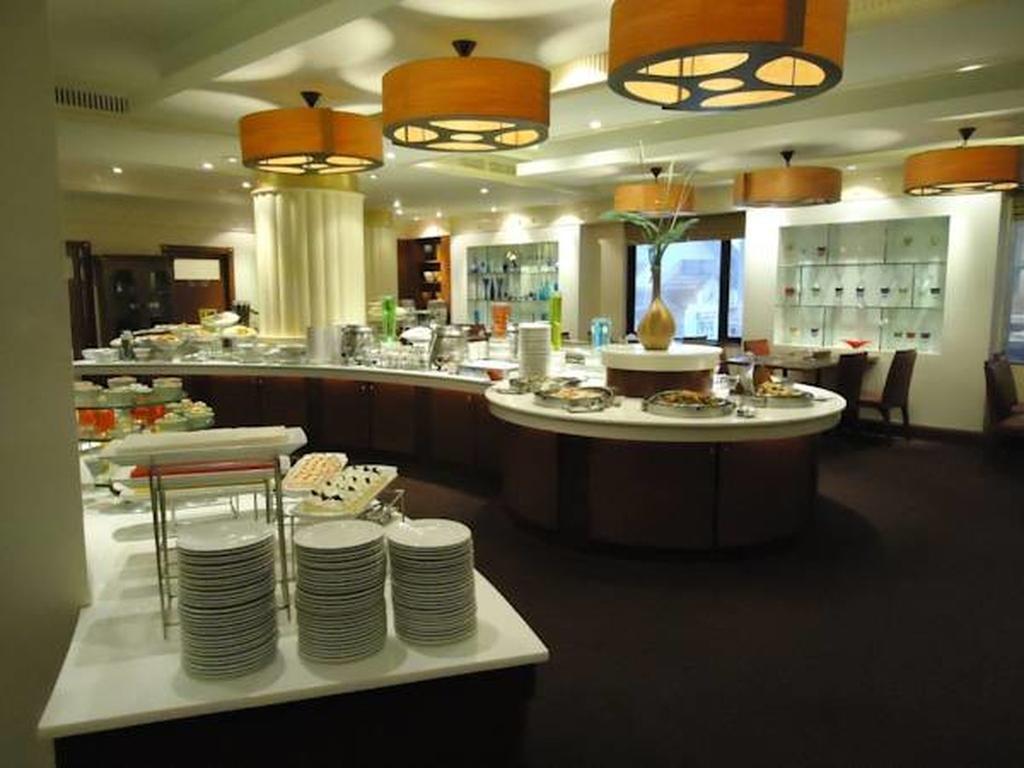 The Palazzo Khách sạn 4*