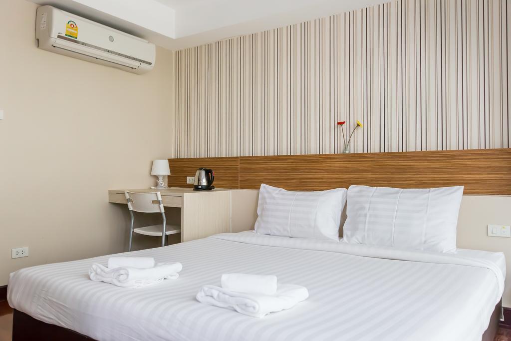 Snooze Thonglor Hotel