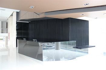 Nine Forty One Hotell 4*