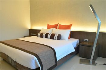 Nine Forty One Hotell