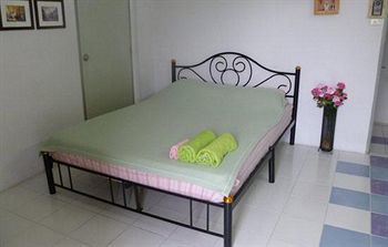 Guest house Thanapa Mansion