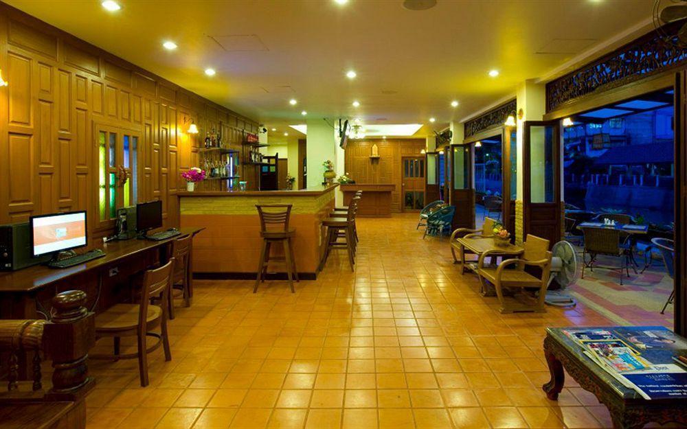Hotel Korbua House 3*
