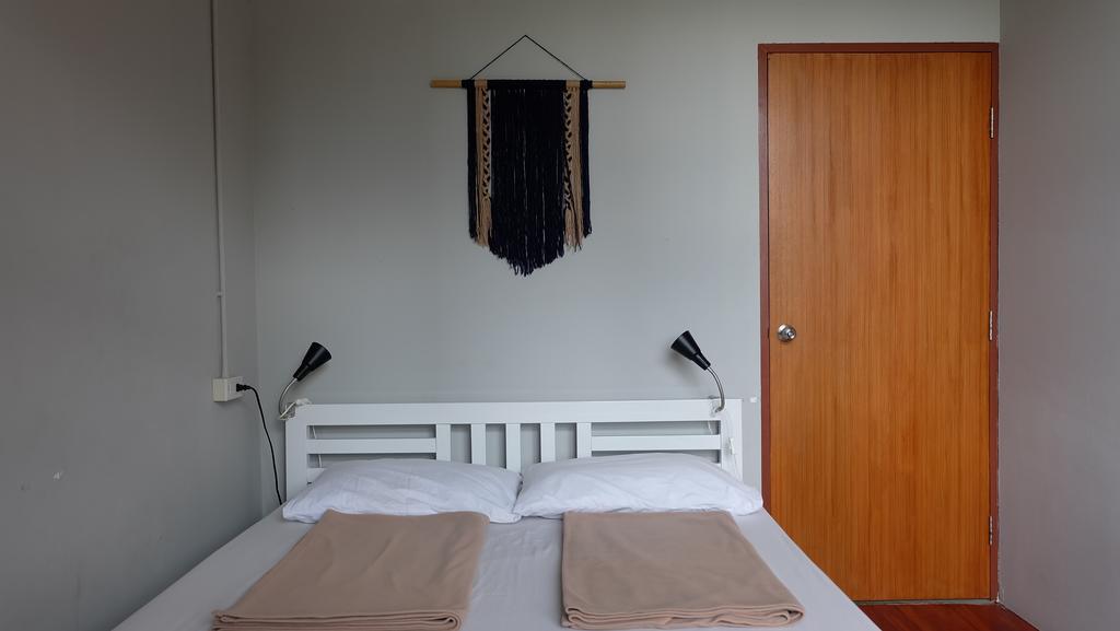 Hostel Petit