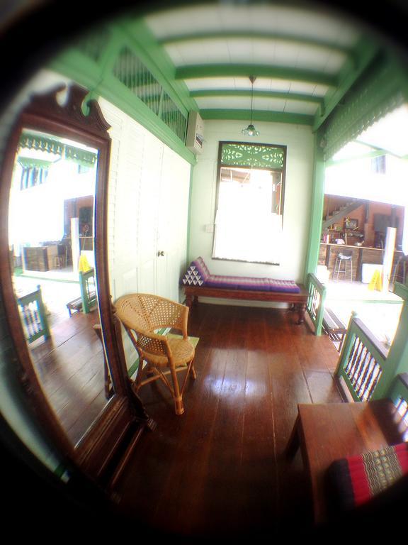Teak House 2* Banguecoque