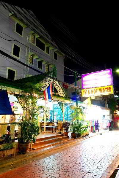 Sawasdee Smile Hostel