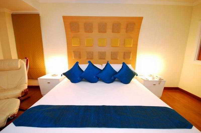 The Palazzo Khách sạn 4*
