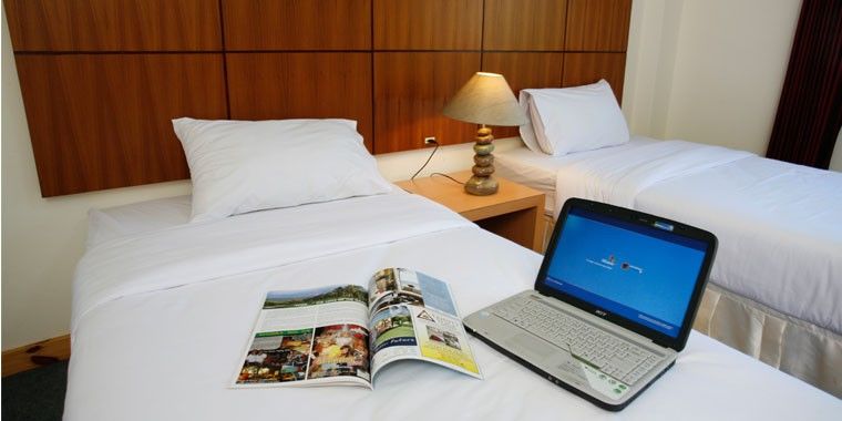 Oakwood & Hotel