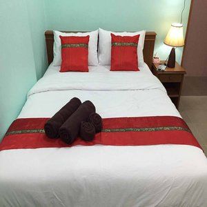 Phoom House Hotel 2*
