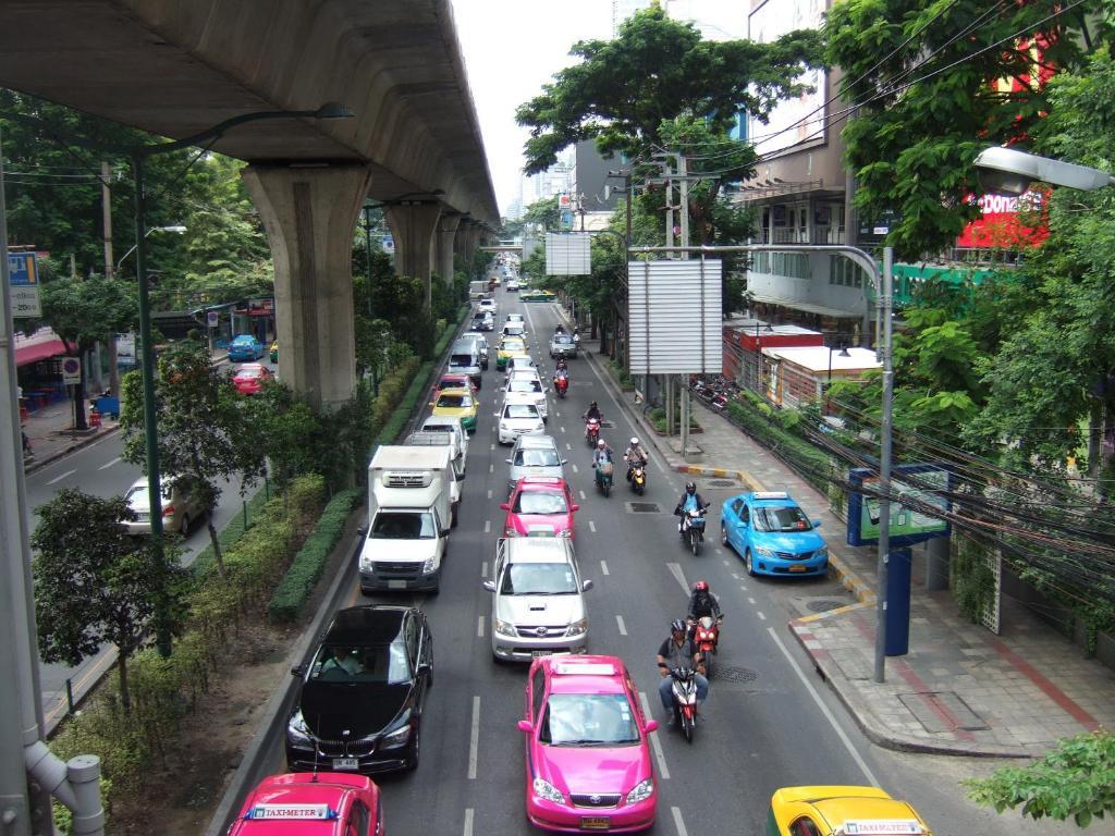 61 2* Bangkok