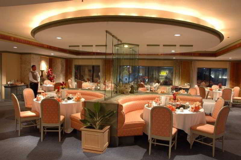 Arnoma Hotel 4*