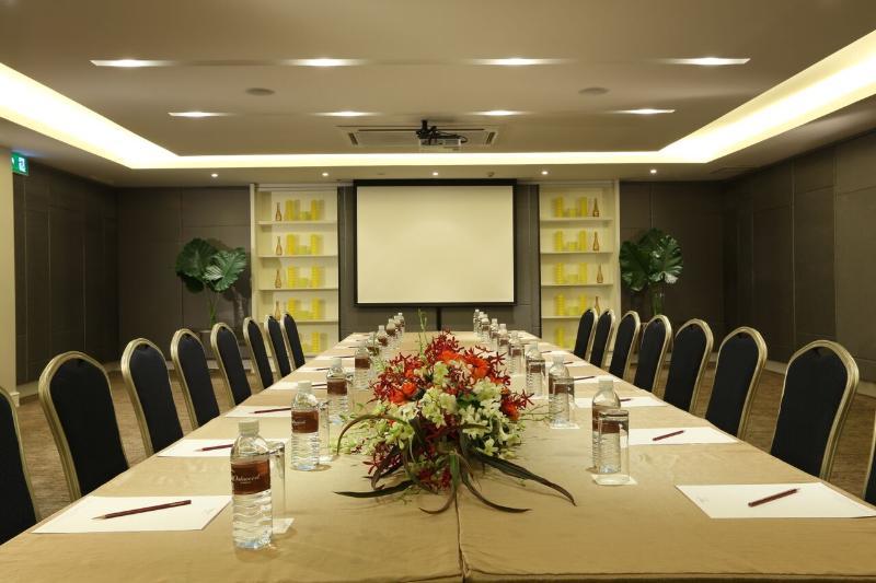 Hotel Bangna Pride &